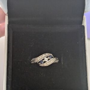 Elegant Silver and Blue Women's Ring